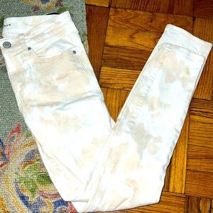 Pacsun tan and white skinny jeans size: 28